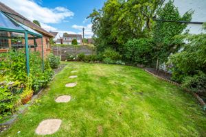 SIDE GARDEN- click for photo gallery